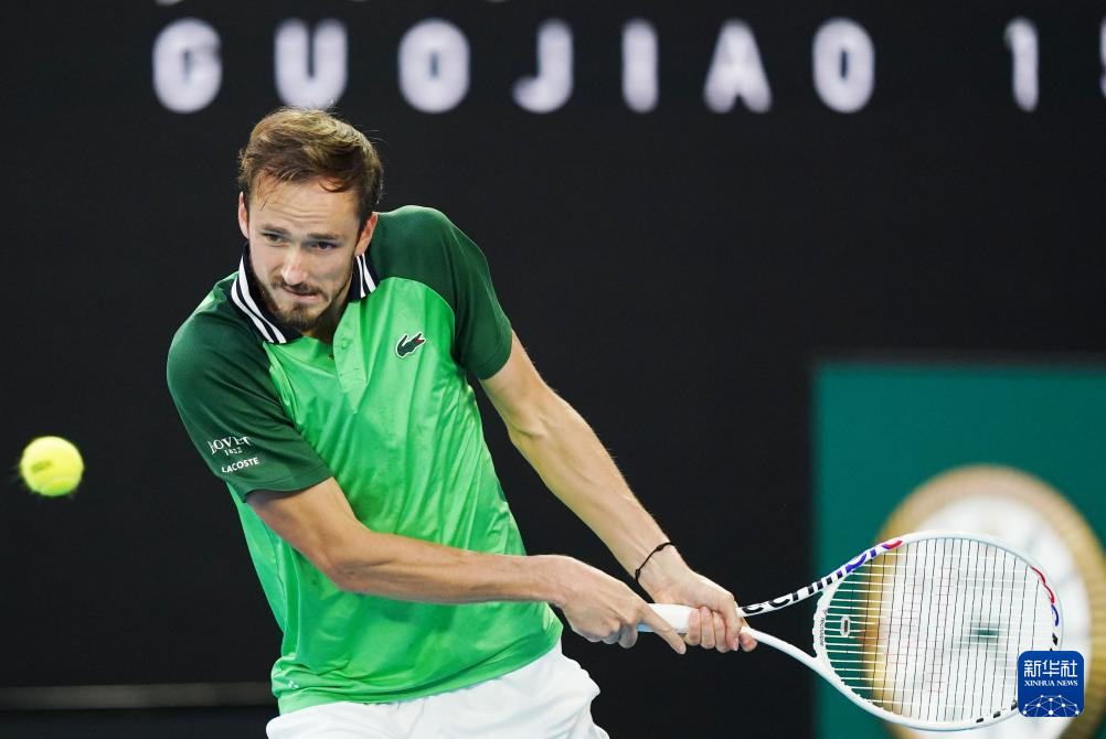 承受着巨大 承受着巨大