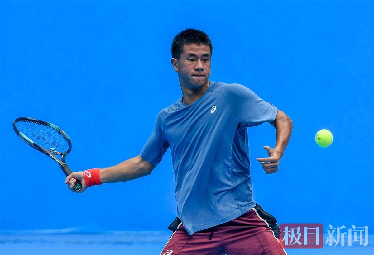 在与周启豪 在与周启豪