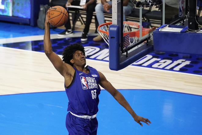 适应硬地场 适应硬地场