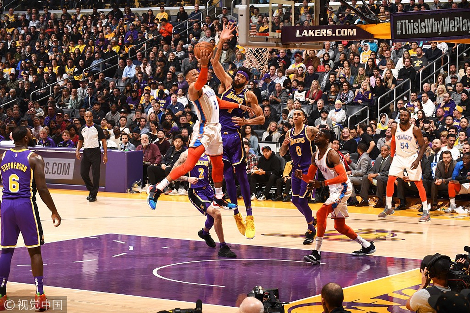 费尔南德斯 费尔南德斯