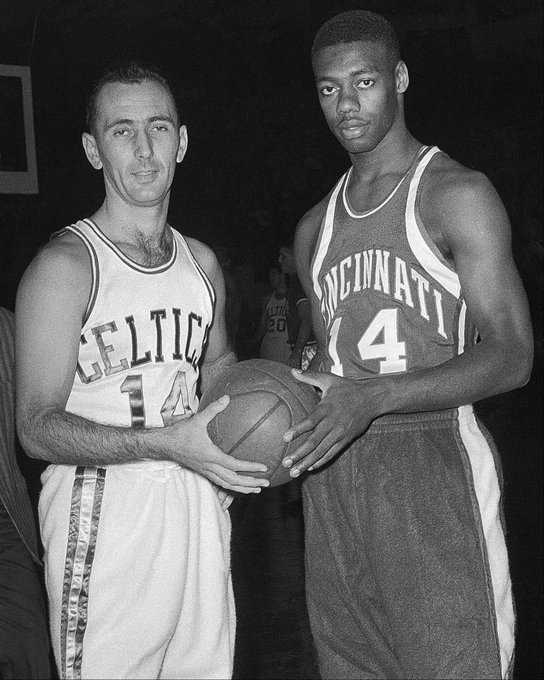 A内外的资 A内外的资