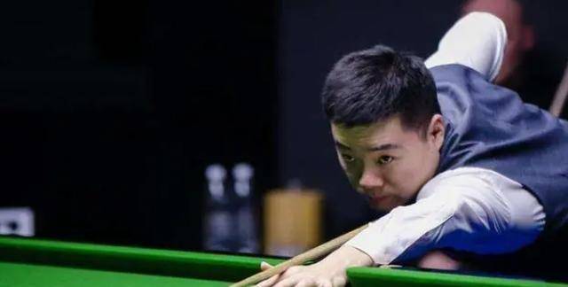 悬殊到毫无 悬殊到毫无