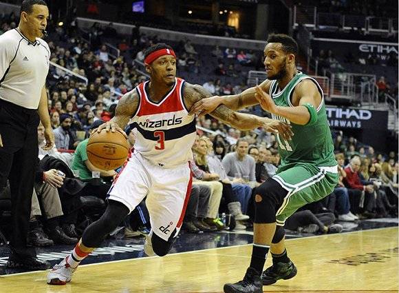 持着年轻球 持着年轻球