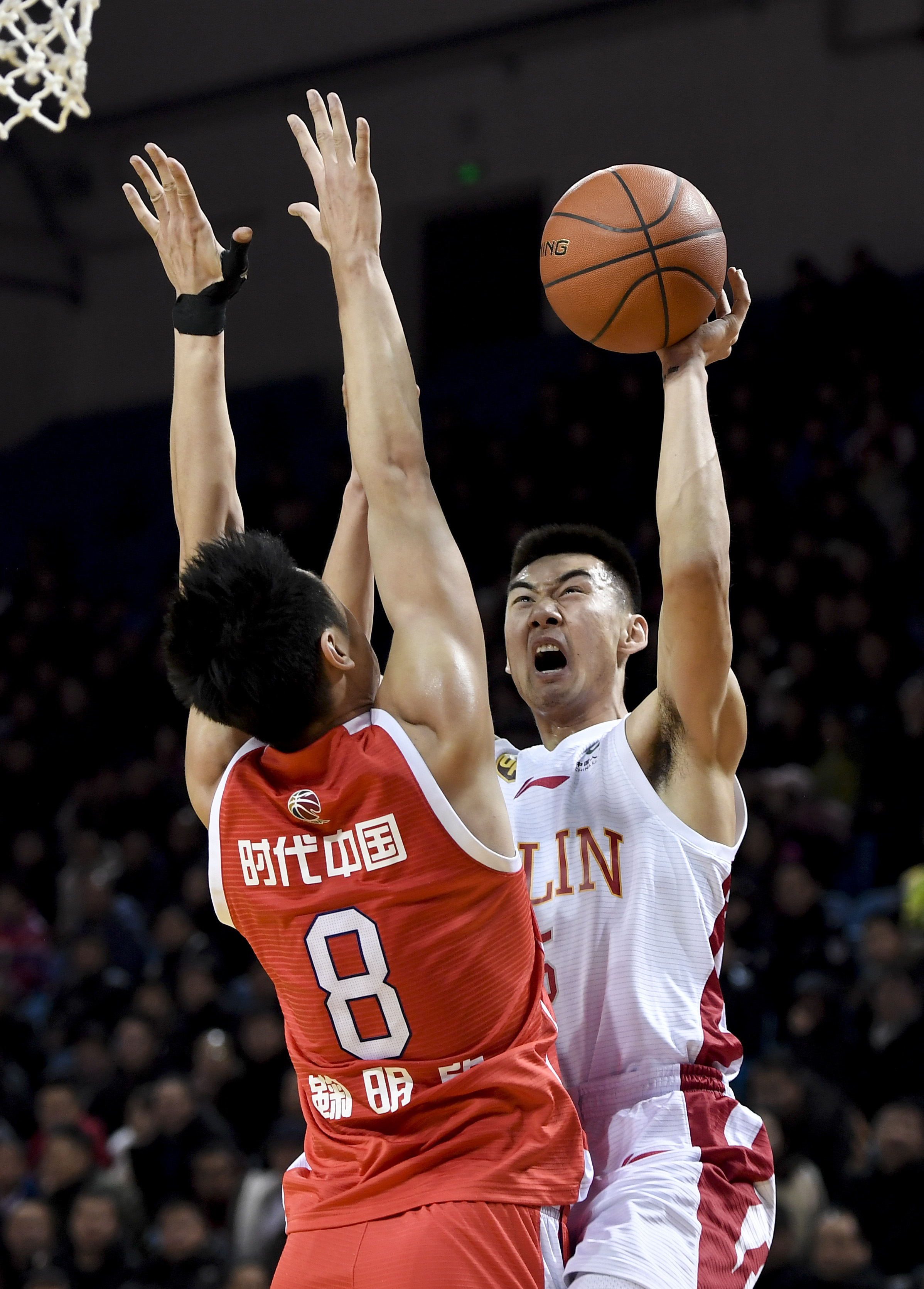 有着突出表 有着突出表