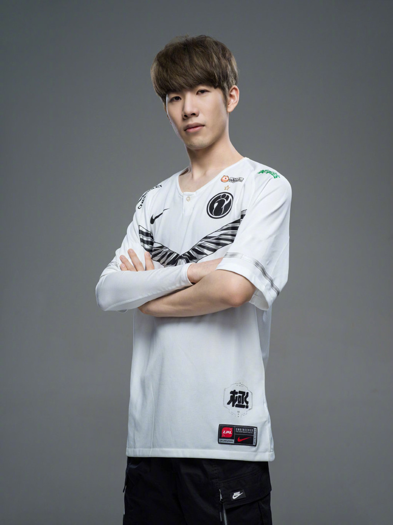 州银行男篮 州银行男篮