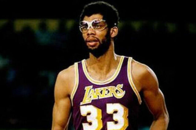 的纵深配合 的纵深配合