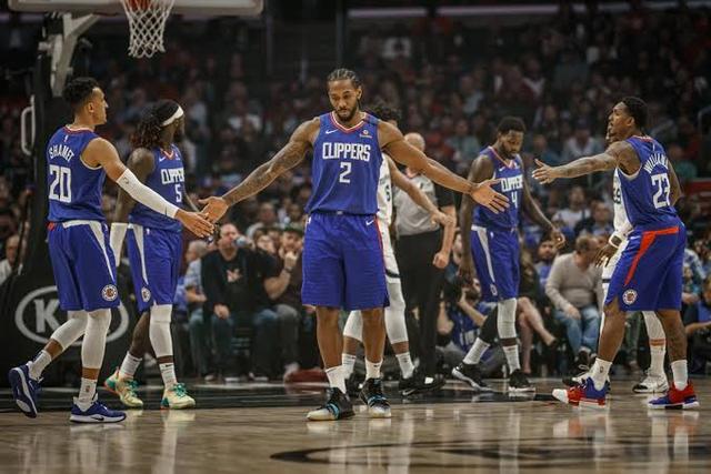 勉强出手 勉强出手